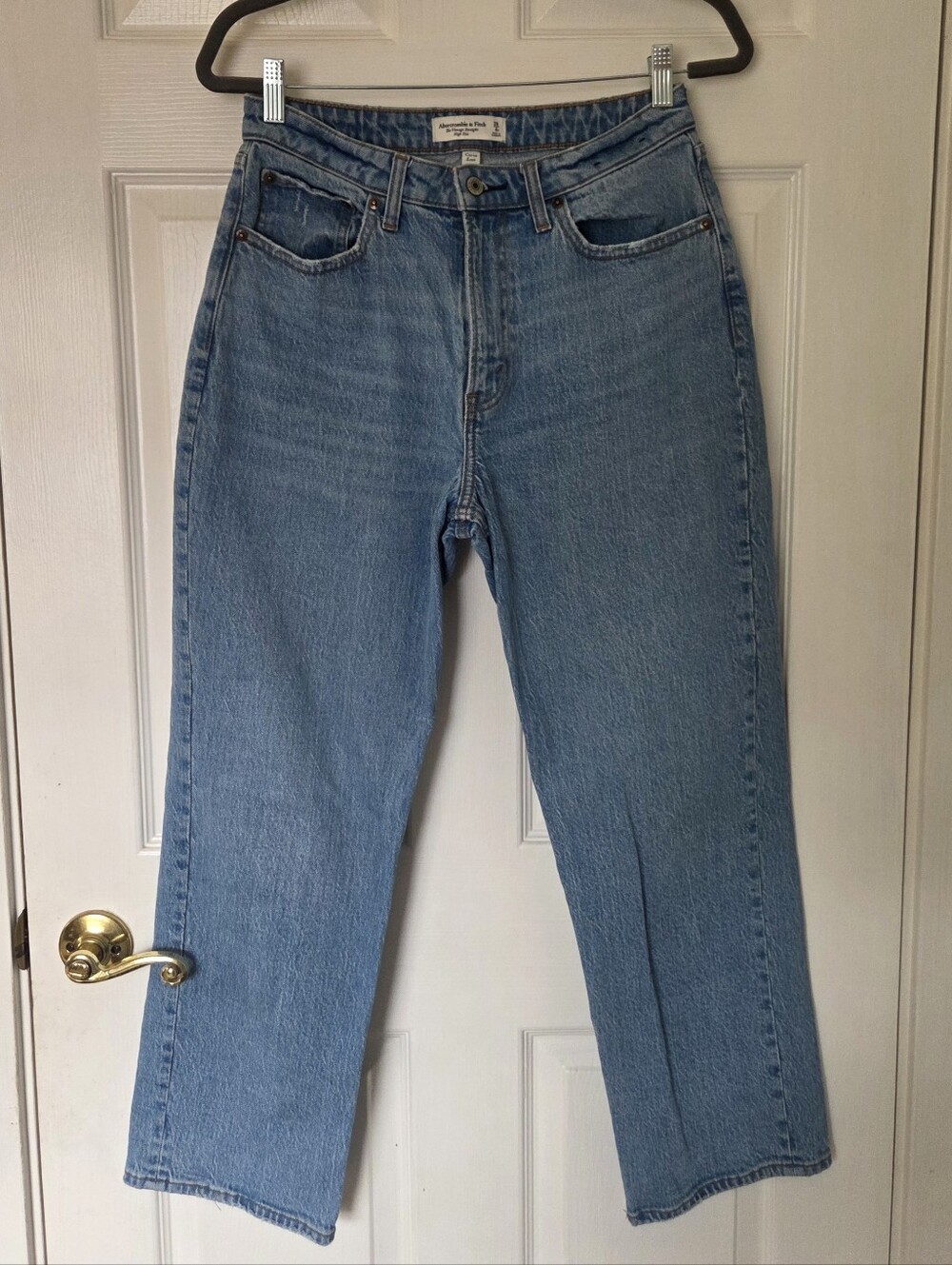 Abercrombie & Fitch Light Blue Straight-Leg Jeans (Curve Love)